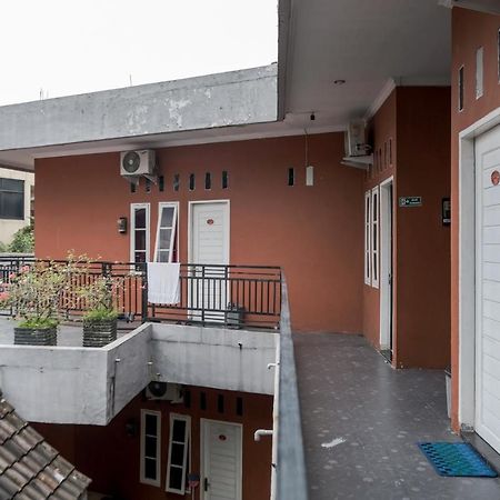 Djaboerigin Mongonsidi Guest House Medan Buitenkant foto